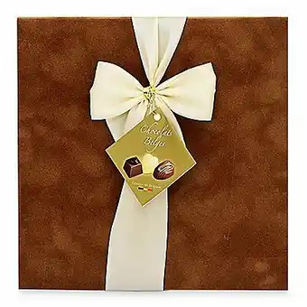 Tottus Chocolate velvet line beige w. ribbon oferta