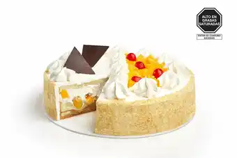 Tottus Torta chantilly de frutas mediana oferta