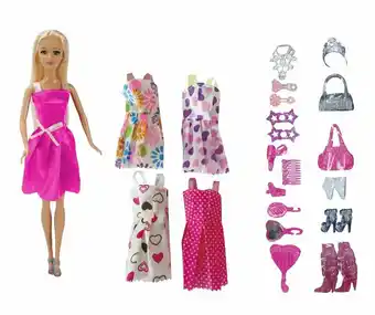 Tottus Muñeca fashion con ropa y accesorios oferta