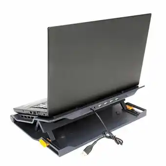 Tottus Cooler con elevacion chil mat 4 port usb awe81 17 pulg oferta
