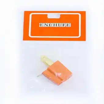 Tottus Enchufe naranja adaptador oferta