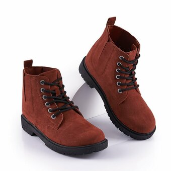 Tottus Especial botas oferta