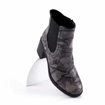 Tottus Botas moda textura neg 35 oferta