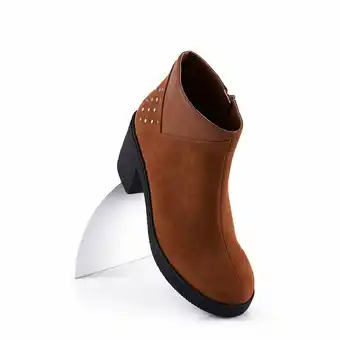 Tottus Botas moda plataforma tachas cam 40 oferta