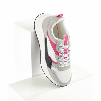 Tottus Zapatilla moda mujer oferta