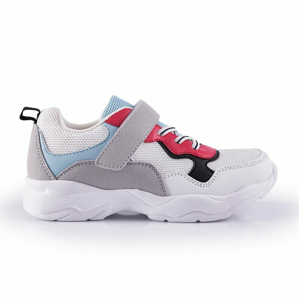 Zapatillas chunky niña oferta en Tottus