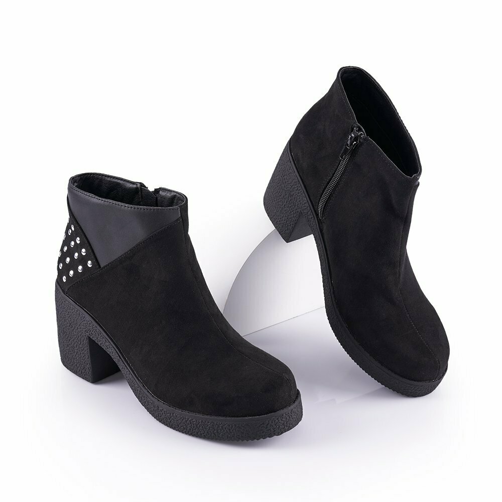 Botas moda plataforma tachas neg 39 oferta en Tottus