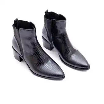 Fina Perú Botin dayana negro oferta