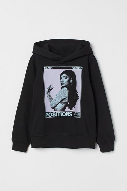 H&M Polera con capucha y motivo oferta