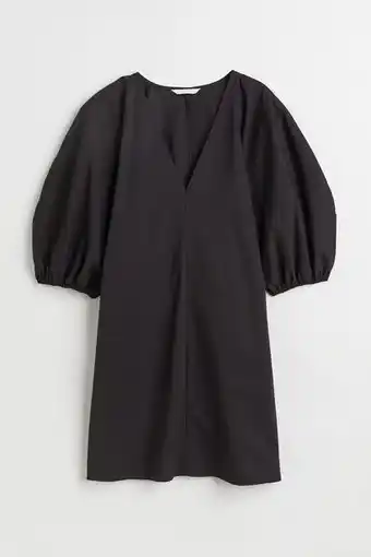 H&M Vestido con escote en v oferta