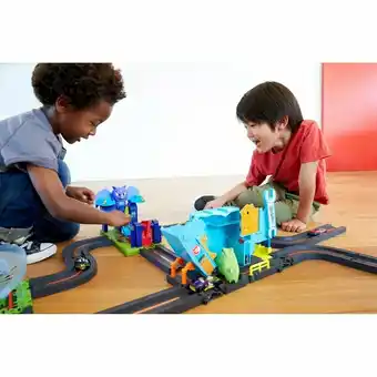 Tottus Hot wheels surtido nemesis oferta