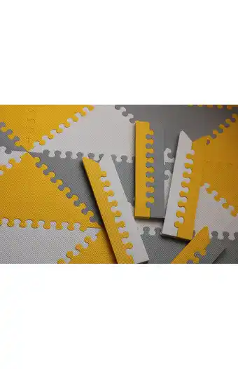 Tiendas EFE Pisos de goma eva the baby spot en forma de triangulo - amarillo oferta