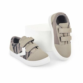 Tottus Zapatilla casual tone 28-33 oferta