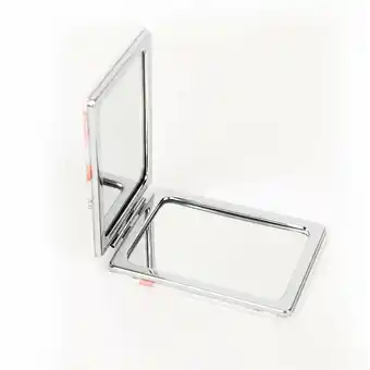 Tottus Espejo cuadrado diseno 6x8.5cm oferta