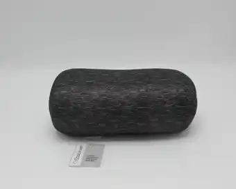 Tottus Cojin cilindro textura neg oferta