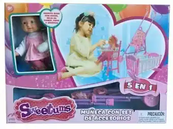 Tottus Muñeca de 25 cm con coche, silla y cuna oferta