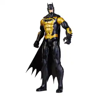 Figura de accion batman pecho dorado 30