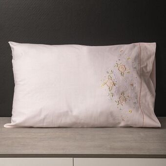 Funda de almohada bordada