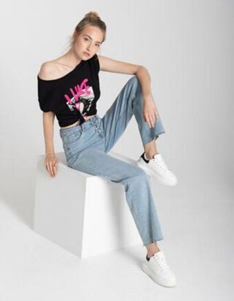 Takko Fashion Dział damski t-shirt - nadruk oferta