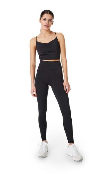 Przyjemne w dotyku legginsy sportowe