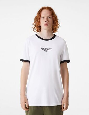 Bershka Koszulka regular fit z krótkim rękawem i napisem oferta