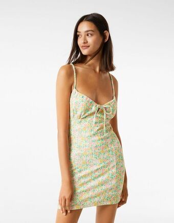 Bershka Sukienka mini w kwiatowy wzór oferta