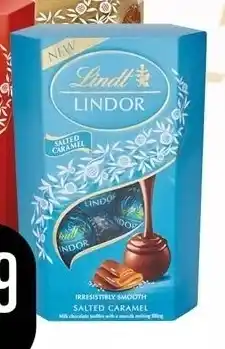 Chata Polska Lindt lindor praliny z czekolady mlecznej z kryształkami soli i nadzieniem karmelowym 200 g oferta