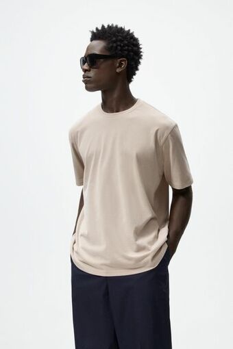 ZARA Textured t-shirt oferta