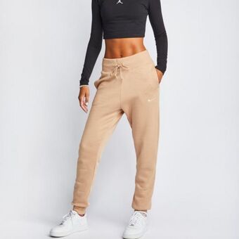 Foot Locker Nike sportswear trend oferta