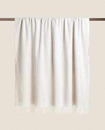 ZARA HOME Koc z frędzlami oferta