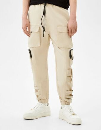 Bershka Spodnie jogger z wieloma kieszeniami oferta