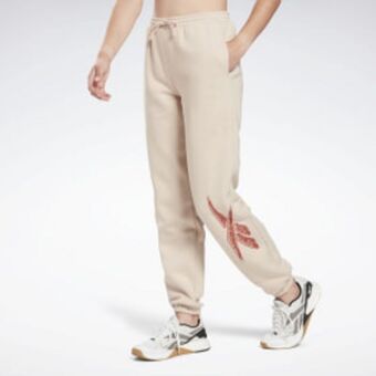 Joggery modern safari