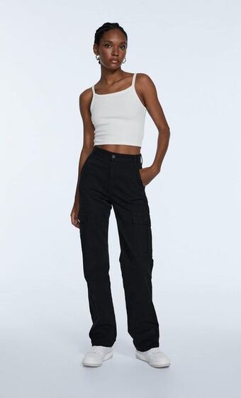 Stradivarius Spodnie cargo o prostym kroju oferta