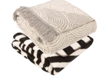 Black Red White Koc oferta