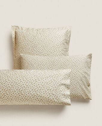ZARA HOME Poszewka na poduszkę ze zwierzęcym nadrukiem oferta
