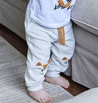 Auchan Spodnie dresowe oferta