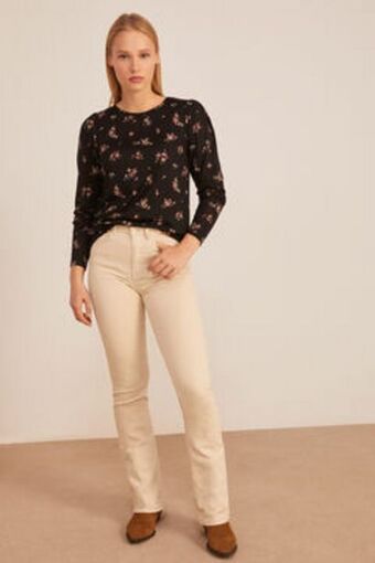 Puffed sleeve t-shirt