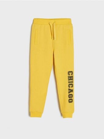 Sinsay Spodnie dresowe jogger oferta