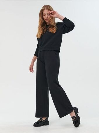 Sinsay Spodnie dresowe oferta