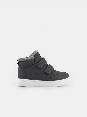 Sinsay Sneakersy za kostkę oferta