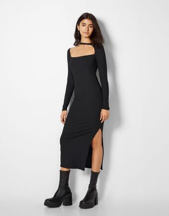 Bershka Sukienka średniej długości z długim rękawem i asymetrycznym dekoltem oferta