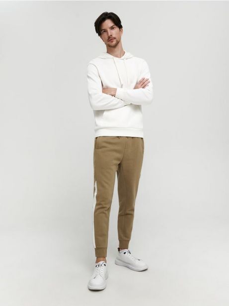 Sinsay Spodnie dresowe regular jogger oferta