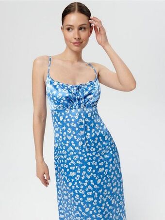 Sinsay Sukienka midi w kwiaty oferta