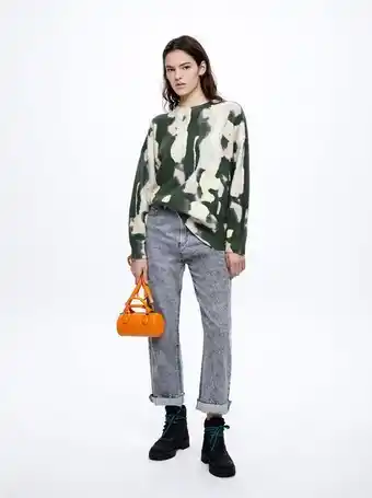 Sweter z dzianiny z nadrukiem sweter z dzianiny z nadrukiem