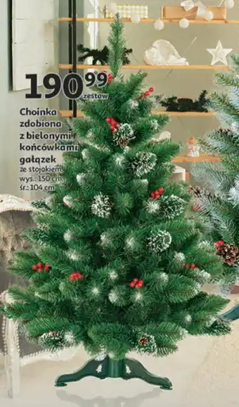 Auchan Choinka zdobiona z bielonymi końcówkami gałązek oferta