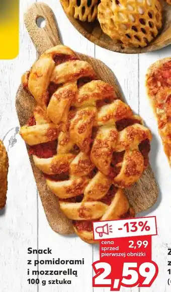 Snack z pomidorami i mozzarellą 100 g sztuka