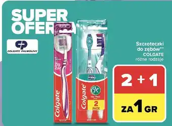 Carrefour Szczoteczka do zębow średnia Colgate Max White oferta