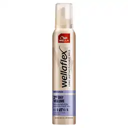 Drogerie Laboo Wella Wellaflex 2nd Day Volume Pianka do włosów 200 ml oferta