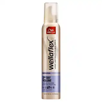 Drogerie Laboo Wella Wellaflex 2nd Day Volume Pianka do włosów 200 ml oferta