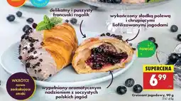 Biedronka Croissant jagodowy, 90 g oferta